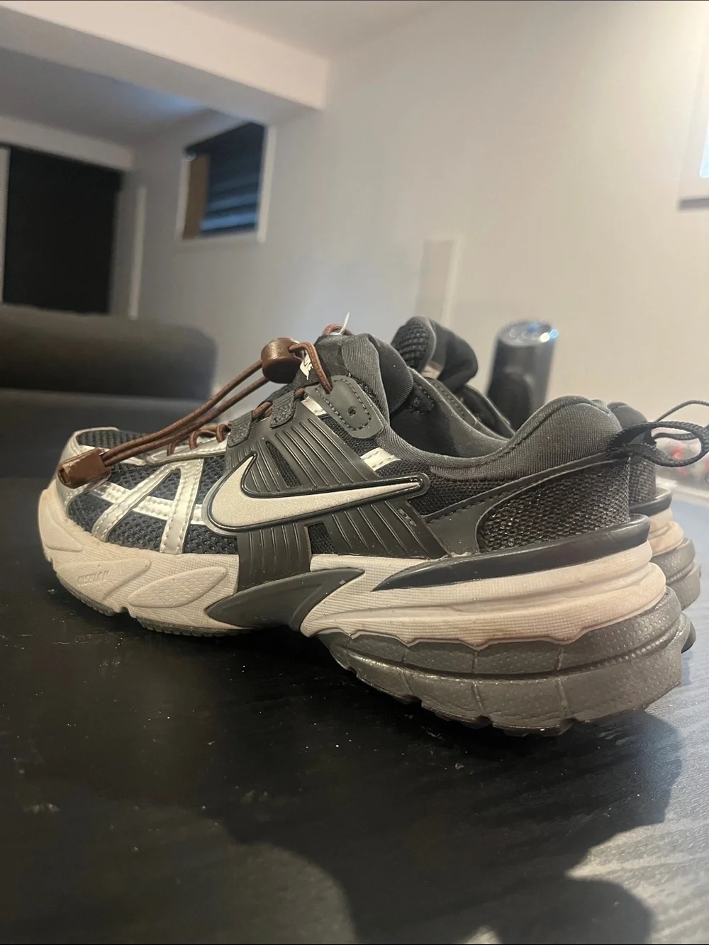 Nike Wmns V2K Run 'Black Metallic Silver' - Picture 7 of 8